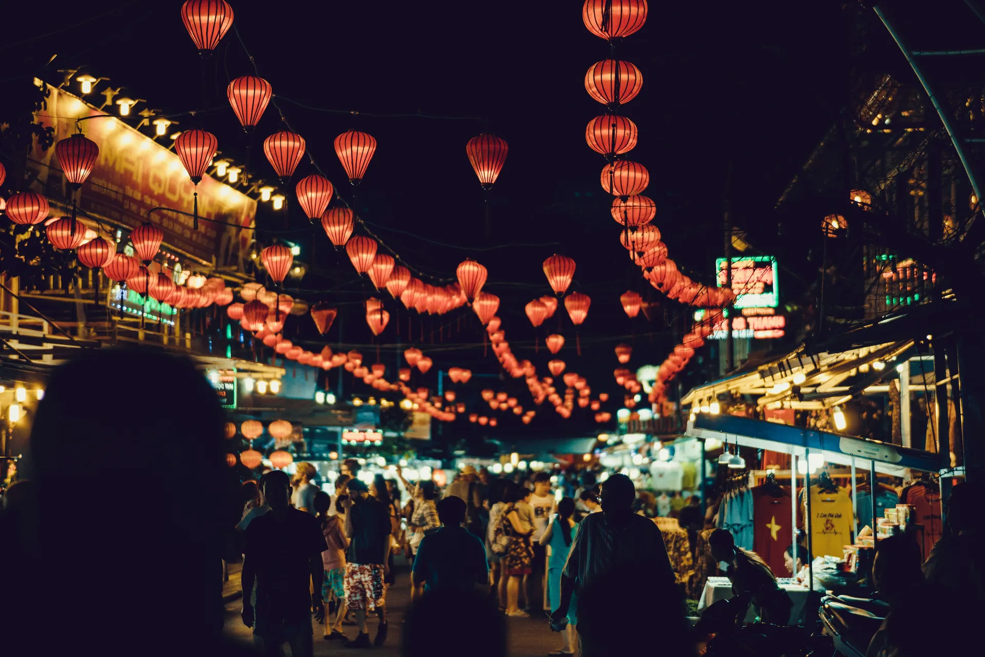 Where to eat in Phu Quoc — fresh seafood and local Vietnamese dishes